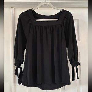 Banana Republic Factory Women’s 3/4 Sleeve Black Blouse Top- Size Small